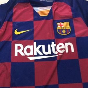 Meet your Posher, Eliu